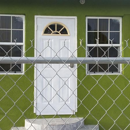 Spacious Colonial Bridgetown Exterior photo